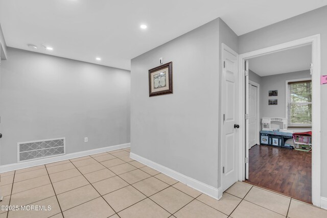 137 Willow Dr, Jackson, NJ 08527 - empty room featuring light tile patterned floors, baseboards, and recessed lighting