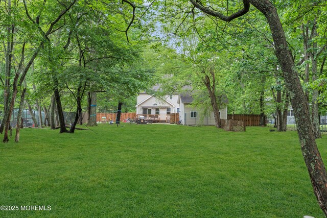 137 Willow Dr, Jackson, NJ 08527 - view of yard