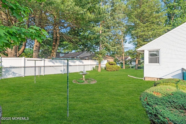 361 Meadowbrook Ave, Eatontown, NJ 07724 - view of yard