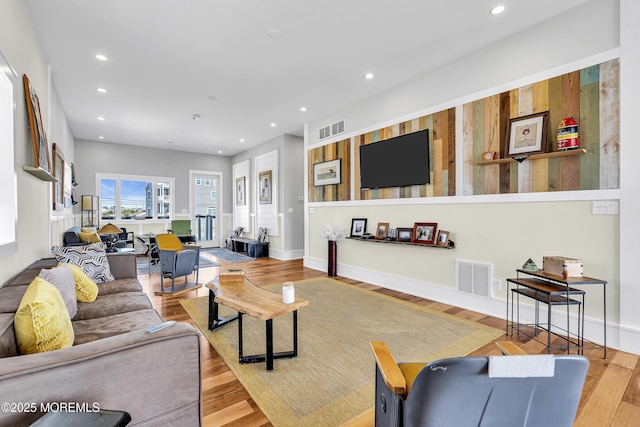 1639 Bay Blvd, Ortley Beach, NJ 08751 - living area with wood finished floors and recessed lighting