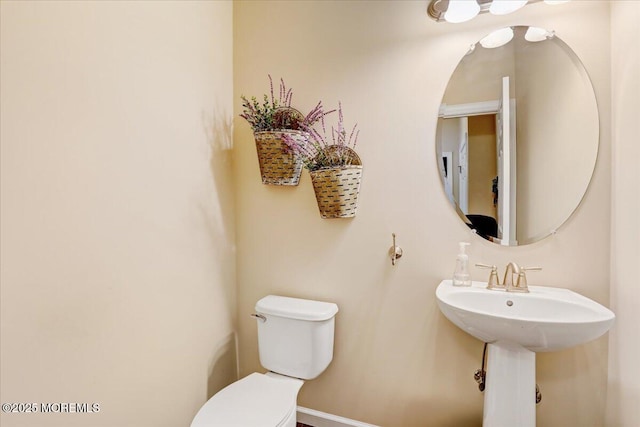 10 Unity Ct, Middletown, NJ 07748 - half bath with toilet and baseboards