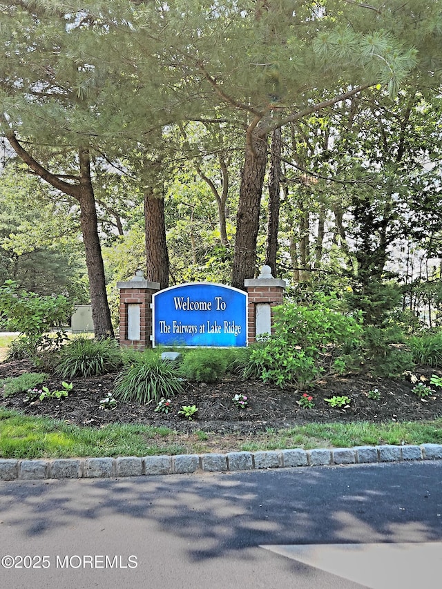 12 Skylark Ln, Lakewood, NJ 08701 - view of community