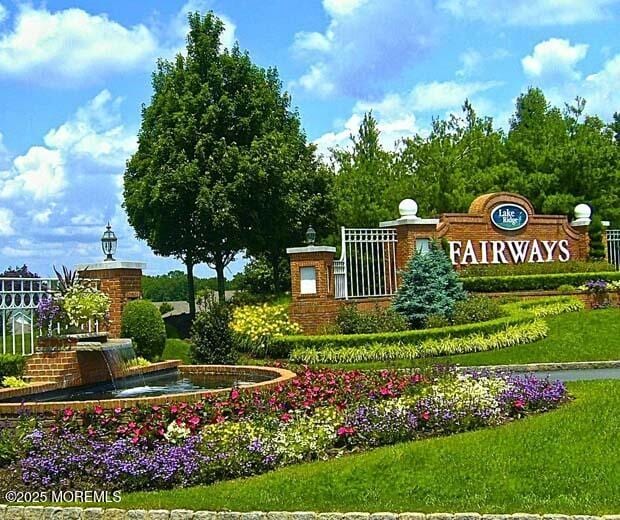 12 Skylark Ln, Lakewood, NJ 08701 - view of community sign