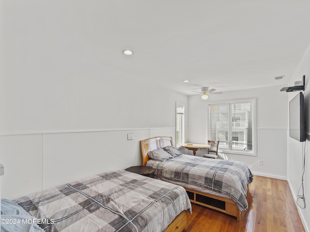 305 Franklin Ave, Seaside Heights, NJ 08751 - bedroom featuring wood finished floors, ceiling fan, and recessed lighting