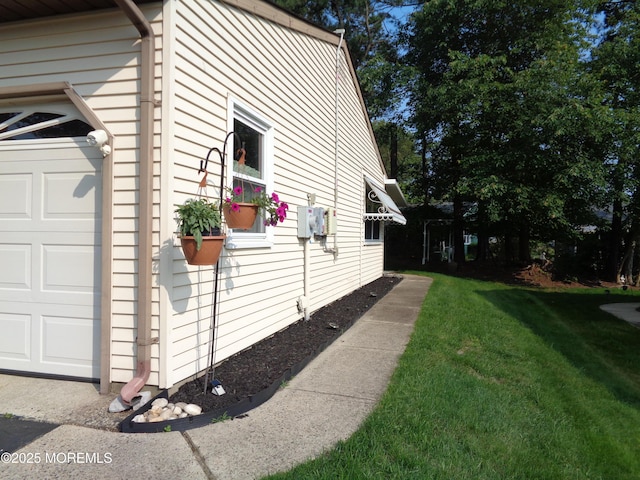 13 Berry Hill Rd, Whiting, NJ 08759 - view of property exterior with a yard and an attached garage