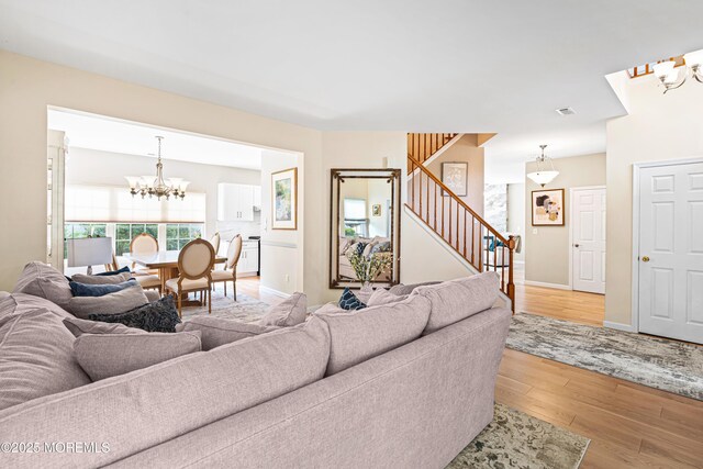 3 Devon Ct, Monroe, NJ 08831