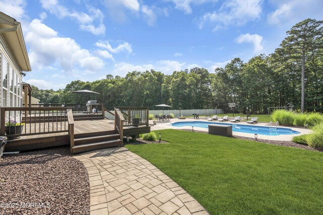 8 Reagan Dr, Jackson, NJ 08527