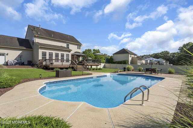 8 Reagan Dr, Jackson, NJ 08527