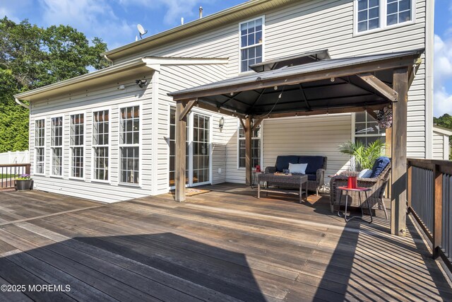 8 Reagan Dr, Jackson, NJ 08527