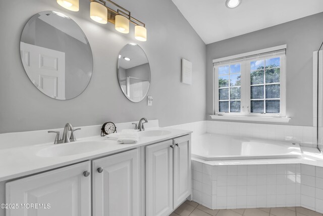 8 Reagan Dr, Jackson, NJ 08527