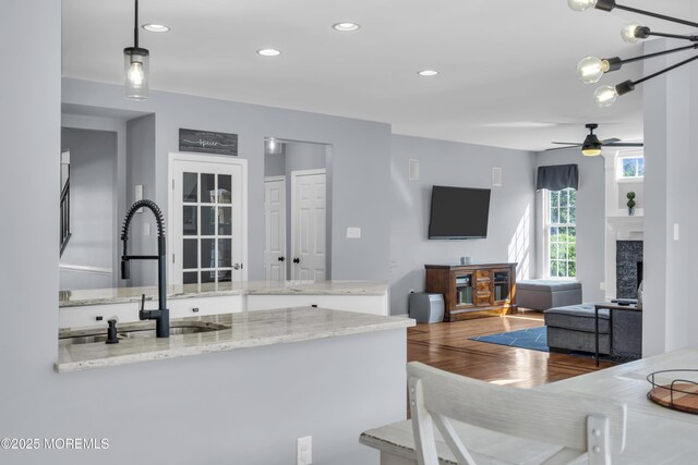 8 Reagan Dr, Jackson, NJ 08527