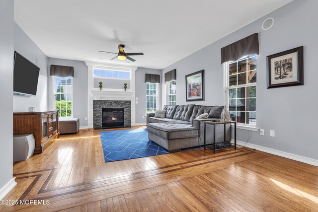 8 Reagan Dr, Jackson, NJ 08527