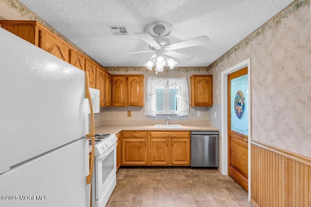 248 Orlando Blvd, Toms River, NJ 08757 - photo 18