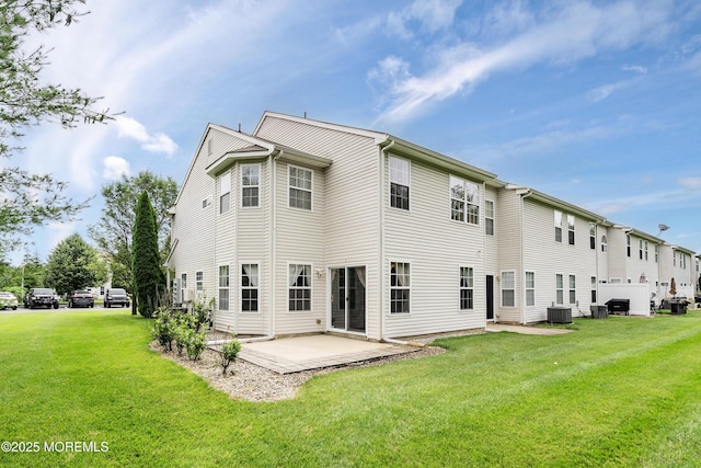 1 Maywood Run, Tinton Falls, NJ 07753 - rear view of property featuring a patio and a yard