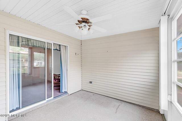 62 Woodshill Dr S, Lakewood, NJ 08701 - unfurnished sunroom featuring ceiling fan and plenty of natural light