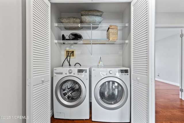 216 Franklin Pl, Morganville, NJ 07751 - laundry area featuring wood finished floors, washer and clothes dryer, and baseboards