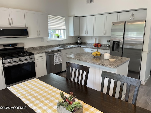 33 Hancock Ln, Manalapan, NJ 07726 - photo 9