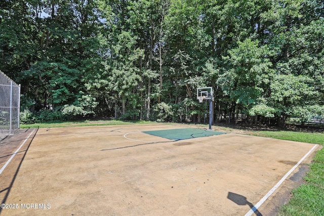 152 Redpine Loop, Old Bridge, NJ 08857 - view of basketball court with community basketball court
