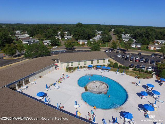 5 Lodge Ct, Brick, NJ 08724 - bird's eye view of a pool
