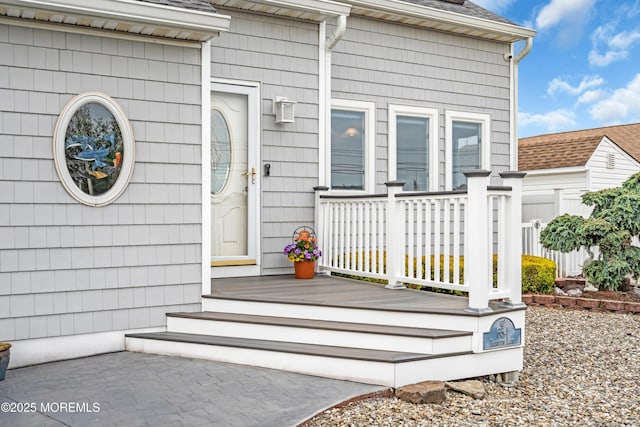 654 Fairview Ln, Forked River, NJ 08731 - entrance to property featuring a shingled roof