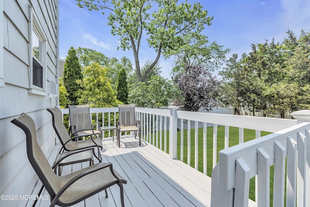 33 Fleetwood Dr, Hazlet, NJ 07730 - deck with a lawn