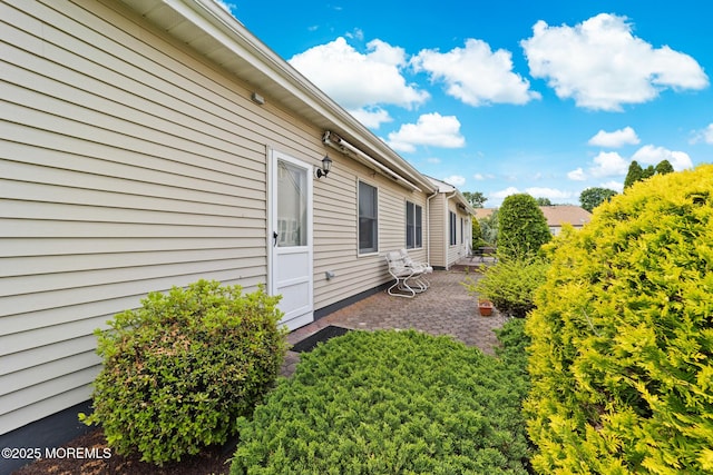 24 Birmingham Ln, Monroe, NJ 08831 - view of yard with a patio