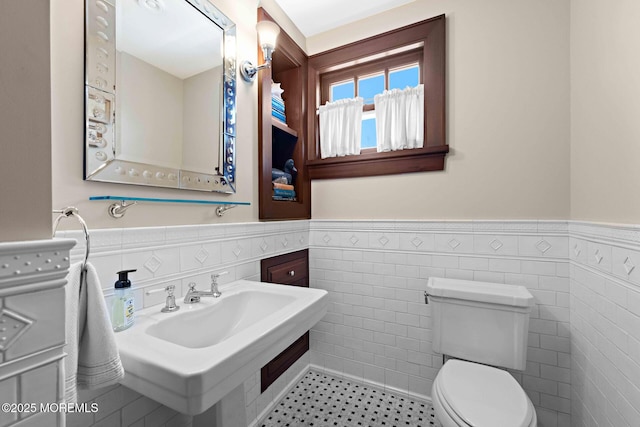 425 E Ave, Bay Head, NJ 08742 - bathroom with a wainscoted wall and tile walls