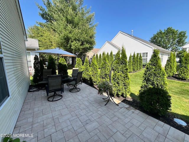 16 Woodstock Ct, Jackson, NJ 08527 - view of patio with outdoor dining area
