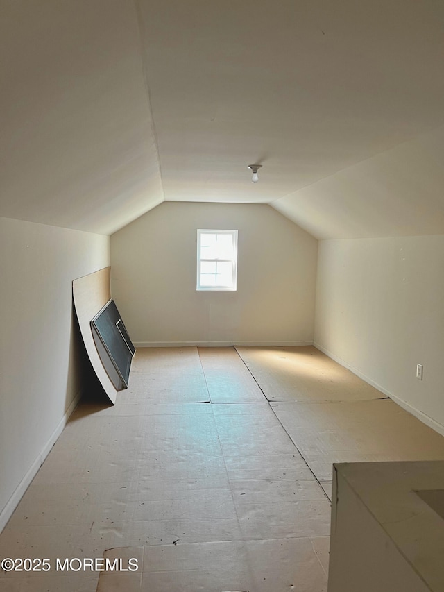 16 Woodstock Ct, Jackson, NJ 08527 - additional living space with lofted ceiling and baseboards