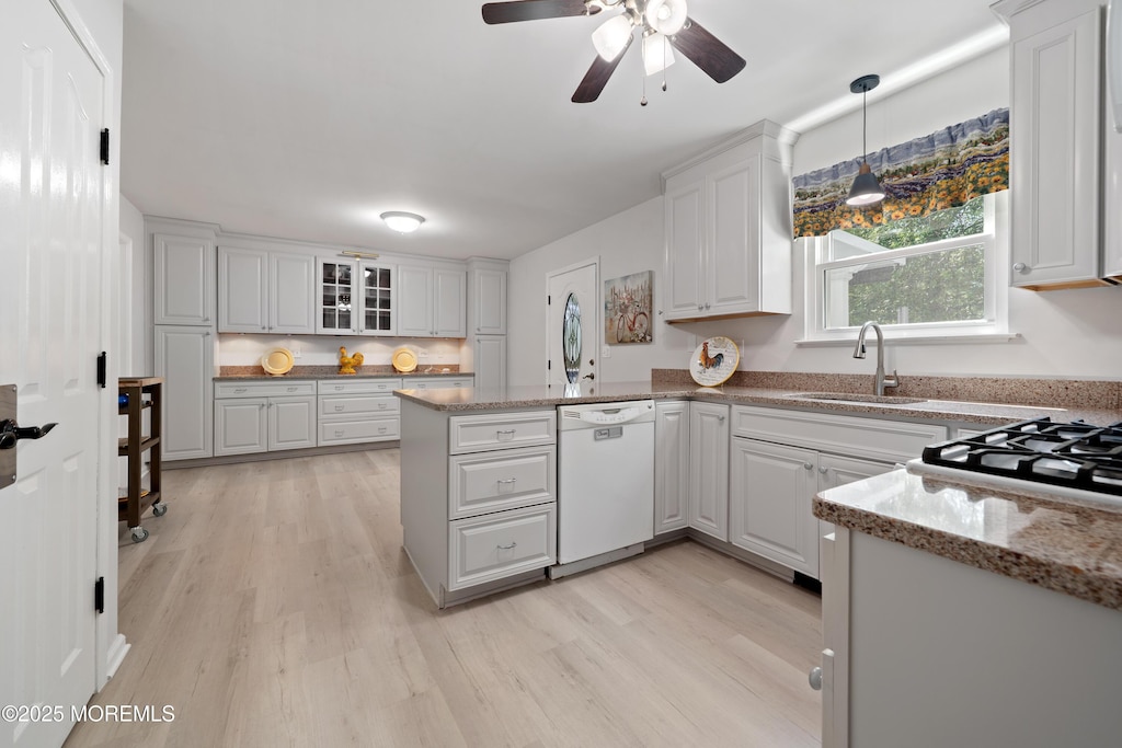 470 Nautilus Dr, Manahawkin, NJ 08050 - photo 1
