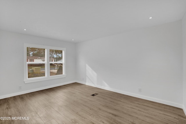 301 Kenwood Ct, Manchester, NJ 08759 - photo 11