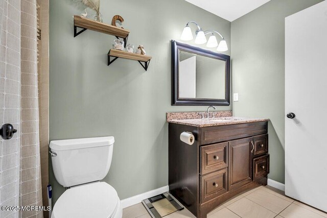 305 Daisy Ct, Jackson, NJ 08527 - bathroom featuring toilet, baseboards, vanity, and tile patterned flooring