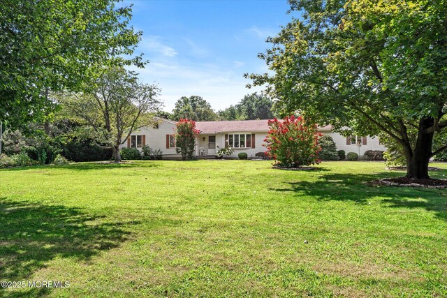 740 Windsor Perrineville Rd, East Windsor, NJ 08520 - photo 1
