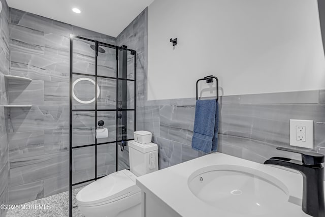 103 Idlewild Ln, Aberdeen, NJ 07747 - bathroom featuring tile walls, a tile shower, vanity, toilet, and recessed lighting