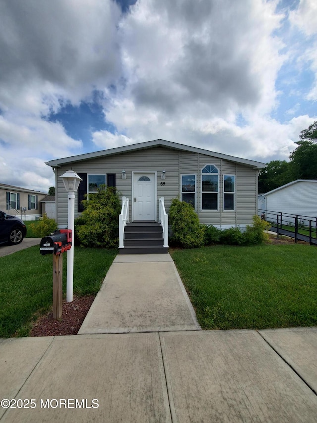 69 Robin Pl, Freehold, NJ 07728 - view of front of house