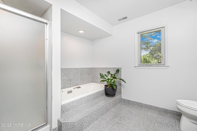 5 Leighton Dr, East Brunswick, NJ 08816 - full bathroom featuring toilet, baseboards, a garden tub, and a stall shower