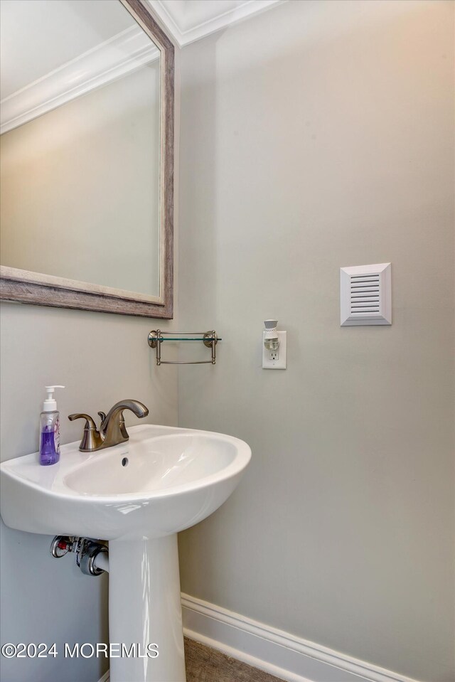 5 Fielder Ave, Ortley Beach, NJ 08751