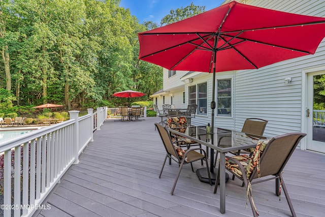 10 Cheryl Ln, Millstone, NJ 08510 - deck with outdoor dining area