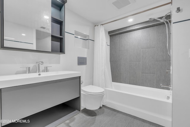 214 Private Way, Lakewood, NJ 08701 - full bath featuring toilet, vanity, and shower / bath combination with curtain