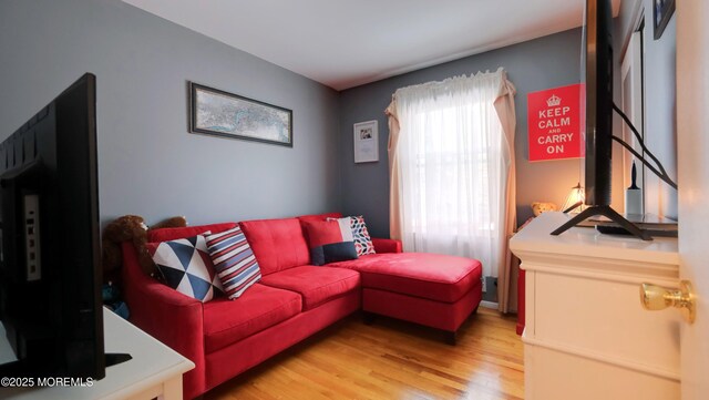 277 Grandview Ave, Piscataway Twp, NJ 08854 - living area with light wood-type flooring