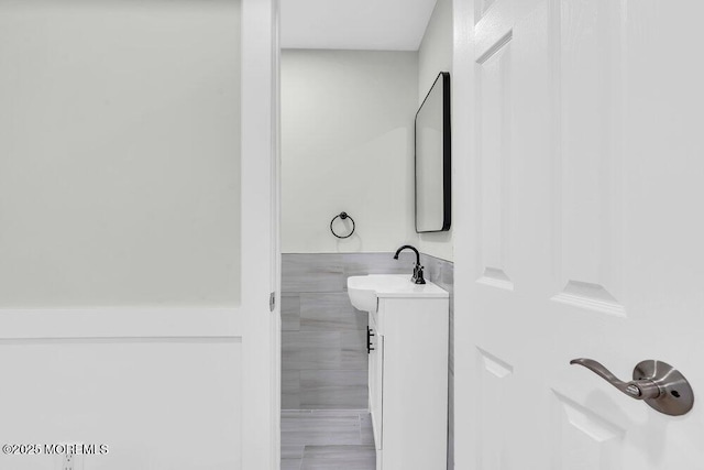 84 Briar Mills Dr, Brick, NJ 08724 - bathroom featuring vanity