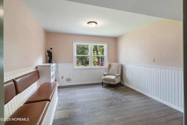 214 Woodcrest Dr, Freehold, NJ 07728 - photo 11