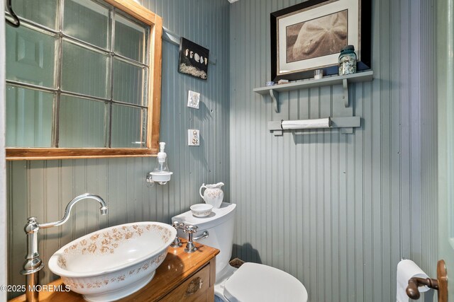 214 Woodcrest Dr, Freehold, NJ 07728 - photo 13