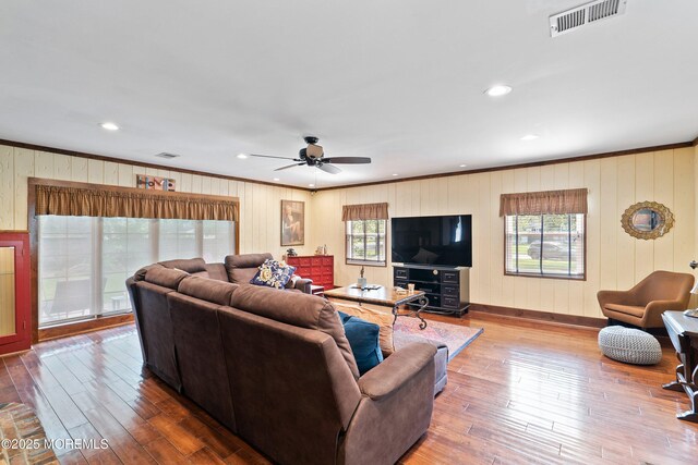 214 Woodcrest Dr, Freehold, NJ 07728 - photo 19