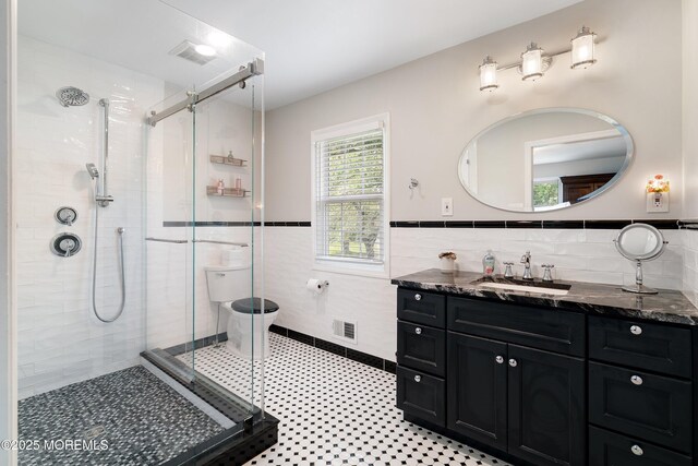 214 Woodcrest Dr, Freehold, NJ 07728 - photo 26
