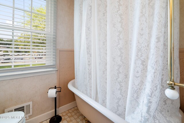 214 Woodcrest Dr, Freehold, NJ 07728 - photo 32