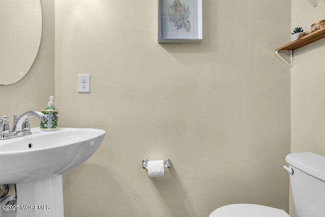 9 Olivia Dr, Tinton Falls, NJ 07712 - half bath featuring toilet and a sink