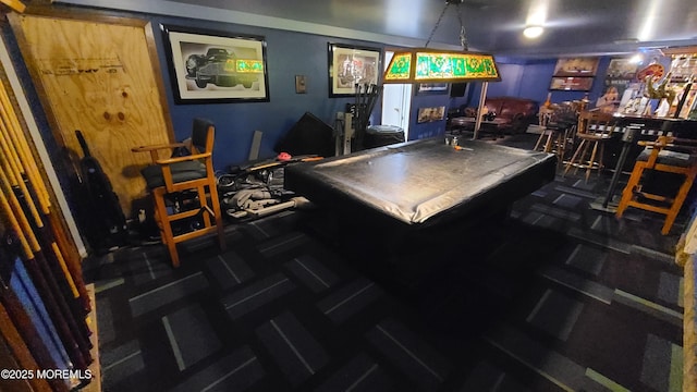 354 Alpine St, Perth Amboy City, NJ 08861 - recreation room featuring a bar, carpet flooring, and pool table