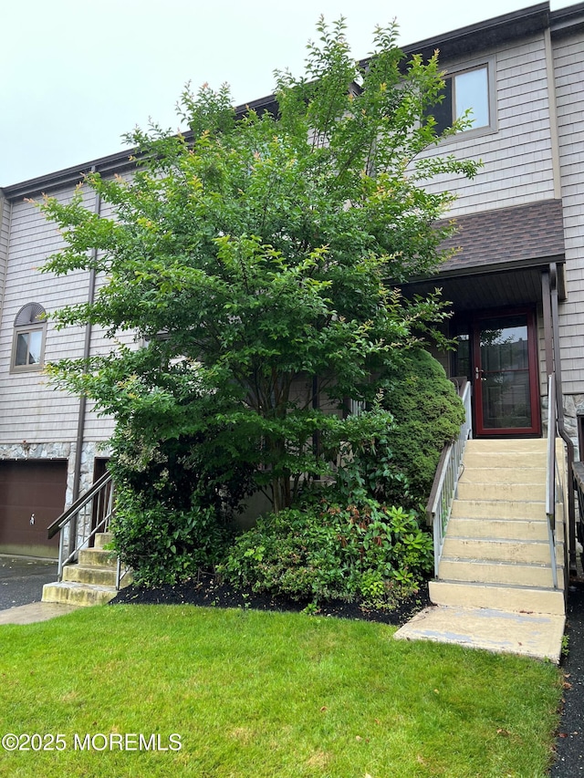 805 Alpine Trl, Neptune Township, NJ 07753 - view of front of property featuring stairway and a front yard