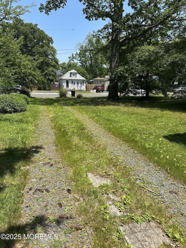 122 Hamilton Ave, Leonardo, NJ 07737 - view of yard